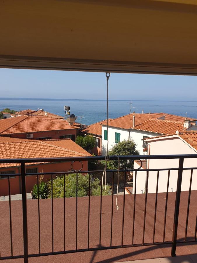 Casa Beppa Lägenhet Pomonte Exteriör bild